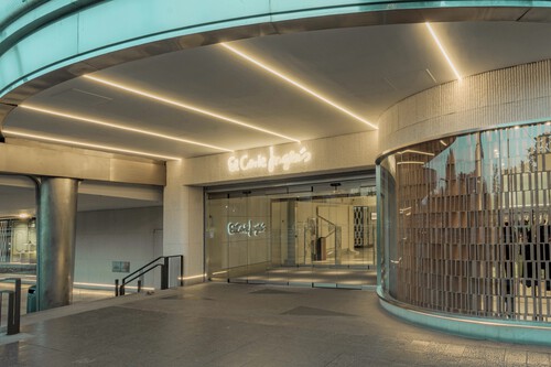 Mizuno a mitad de precio: El Corte Inglés comienza a liquidar todo el stock de prendas desde 18 euros en su outlet