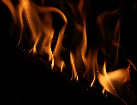 El fuego vino con retraso