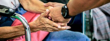 Los notarios coinciden: hay un trámite que puede evitar conflictos familiares cuando una persona con Alzheimer ya no puede decidir 