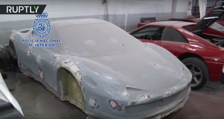 Si se puede con un reloj, con un Ferrari y Lamborghini también. Cierran taller de falsificación