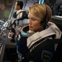 Me parece injusto que no se hable más de esta serie sci-fi. Es buenísima, y su nueva temporada sabe cómo seguir haciéndonos felices a los fans