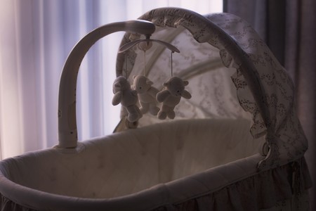 "Cuando llegué a casa tuve que enfrentarme a una cuna vacía", las dolorosas palabras de una madre que perdió a su bebé durante el parto