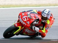 Debón se aprovecha de la lluvia