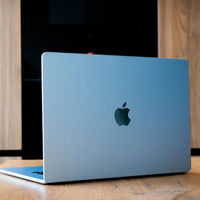 El MacBook Air M4 ha bajado tanto de precio que tiene un nuevo mínimo histórico. Y no es en su configuración mínima de almacenamiento 