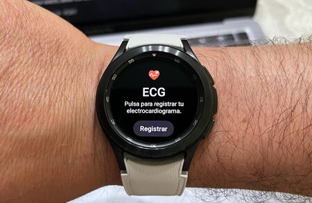Cómo usar el electrocardiograma y la presión arterial del Samsung Galaxy Watch 4 en móviles no Samsung