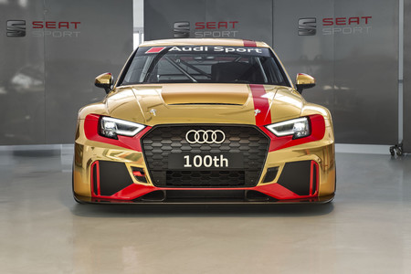 ¡Ni que estuviesen rebajados! Audi Sport ya ha fabricado 100 RS 3 LMS en Martorell