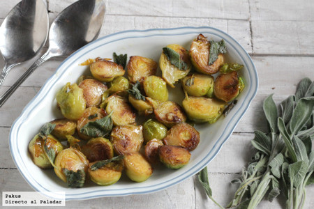 Guarnición de coles de Bruselas a la salvia. Receta