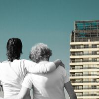 Algo que hará la vivienda mucho más barata y accesible en España: que vayan muriendo los boomers 