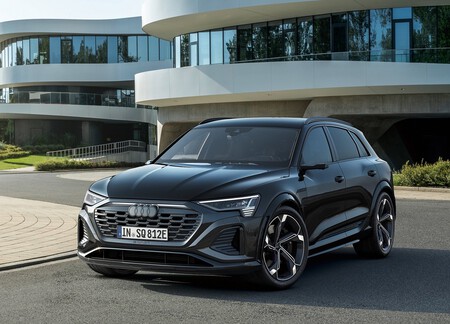 Audi Sq8 E Tron Quattro 2024 1600 01