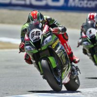 Tom Sykes resiste a las Ducati en Laguna Seca y pone pimienta al Mundial de Superbike