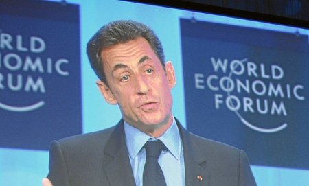 Sarkozy y Zapatero desean impulsar un gobierno económico europeo