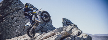 Las Husqvarna de enduro se refuerzan con mejores suspensiones y una estética más atractiva