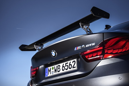 BMW M4 GTS 10 2015
