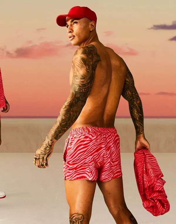 Shorts de baño muy cortos con estampado de cebra de ASOS DESIGN (parte de un conjunto)