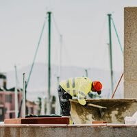 En España la vivienda tiene un problema aún mayor que la loca escalada de precios: la rentabilidad de la construcción