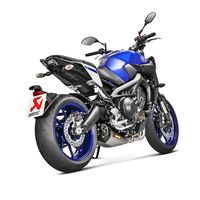 ¿Tienes una Yamaha de 900 cc? Ahora puedes decorarla con Akrapovič