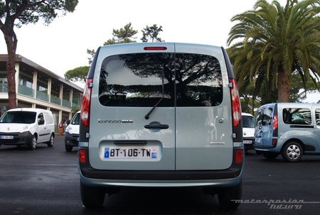 Renault-Kangoo-Maxi-ZE-presentacion-03