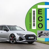A ojos de la DGT, un Seat Ibiza contamina más que un Lamborghini. El Gobierno quiere acabar con ello