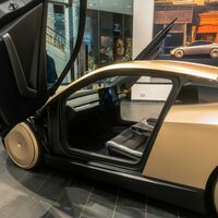 Os carros autônomos estão começando a mudar um paradigma: não precisamos mais de quatro lugares em um táxi 