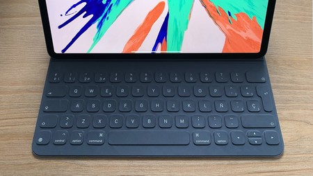 El teclado para iPad Smart Keyboard Folio incorpora controles por gestos en la última patente de Apple
