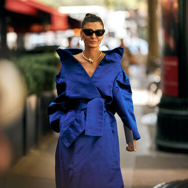 Los vestido de Massimo Dutti más elegantes y sofisticados que elegirán las mujeres +60 con estilo (y que sus hijas de +30 robarán)