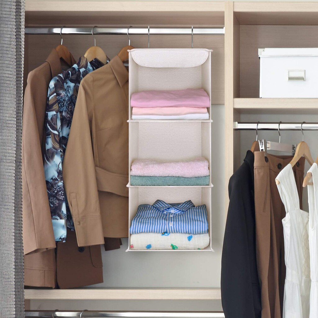 11 ideas originales para organizar mejor las prendas en el armario