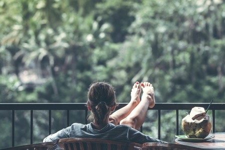 Nueve cosas que está bien hacer o sentir y que no significan que seas una mala madre