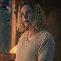 Confirmado por Rebecca Ferguson, una de las mejores series sci-fi del momento regresará antes de que la echemos en falta 