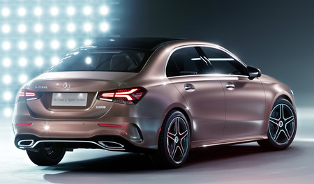 Mercedes-Benz Clase A L Berlina