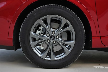 Ford Kuga 2020 Prueba 380