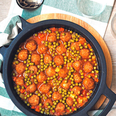 Cómo preparar albóndigas en salsa de verduras