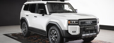 Primer contacto con el nuevo Toyota Land Cruiser: el mismo todoterreno indestructible de siempre ahora con más calidad y diseño retro-cool