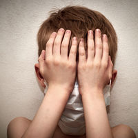 Ante la escasez de mascarillas por miedo al coronavirus, un padre pide que se garantice el suministro a quienes sí las necesitan