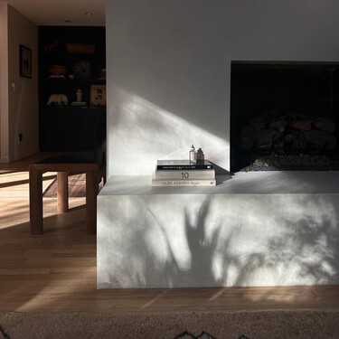 Acaba de llegar a Lidl la estantería librería minimalista que parece de Ikea y decora cualquier salón