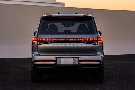 Infiniti QX80