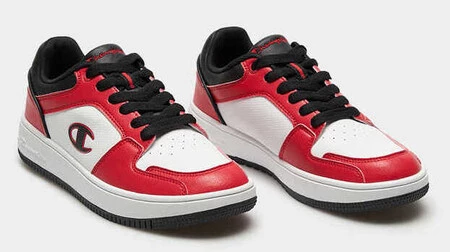 Los Descuentos De Springfield Tienen Las Zapatillas Retro De Aires Deportivos Y Mas Cool De Champion Que No Querras Dejar Fuera De Tu Lista De Primavera