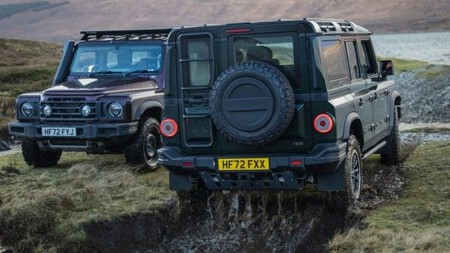 O Ineos Grenadier é movido por dois motores de 6 cilindros em linha, um a gasolina e outro a diesel. © Ineos