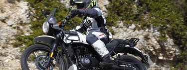 Tras el éxito de las motos chinas, llegan las indias. Venden lo que BMW en un solo mes, y tienen dos trucos que ninguna otra marca tiene 