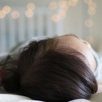 El pelo del bebé: cómo cuidarlo para que tenga un cabello fuerte y sano