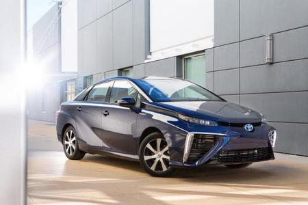 El Toyota Mirai consume 27 kple y rinde 500 km