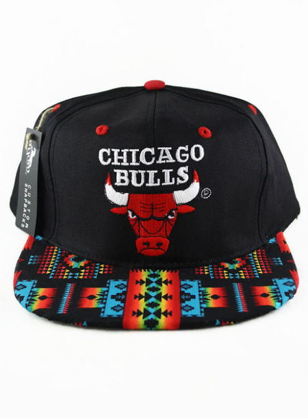 Deporte y estampados en las nuevas gorras de Topman
