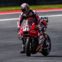 Pedro Acosta se ha ligado con KTM en MotoGP por muchos años, y puede que haya sido una pésima idea para su futuro 