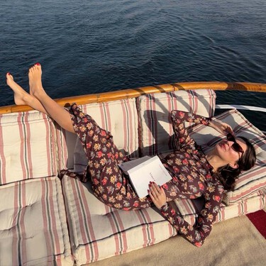 Acaban de llegar a Zara, Mango y más tiendas los cinco vestidos para ir elegante y fresquita esta primavera 