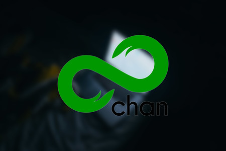 8Chan se encuentra fuera de línea tras la ruptura de Cloudflare, y mantenerse viva está siendo difícil por falta de aliados fuertes
