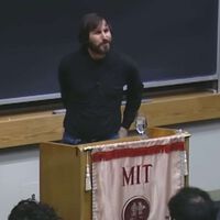 Steve Jobs fue invitado al MIT para inspirar a estudiantes. Lo que hizo fue criticar a los consultores delante de cientos de ellos 