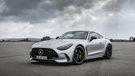Mercedes Amg Gt 2024 4