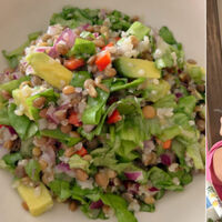 La ensalada proteica con quinoa que puedes preparar en minutos para una comida fresca y saciante 