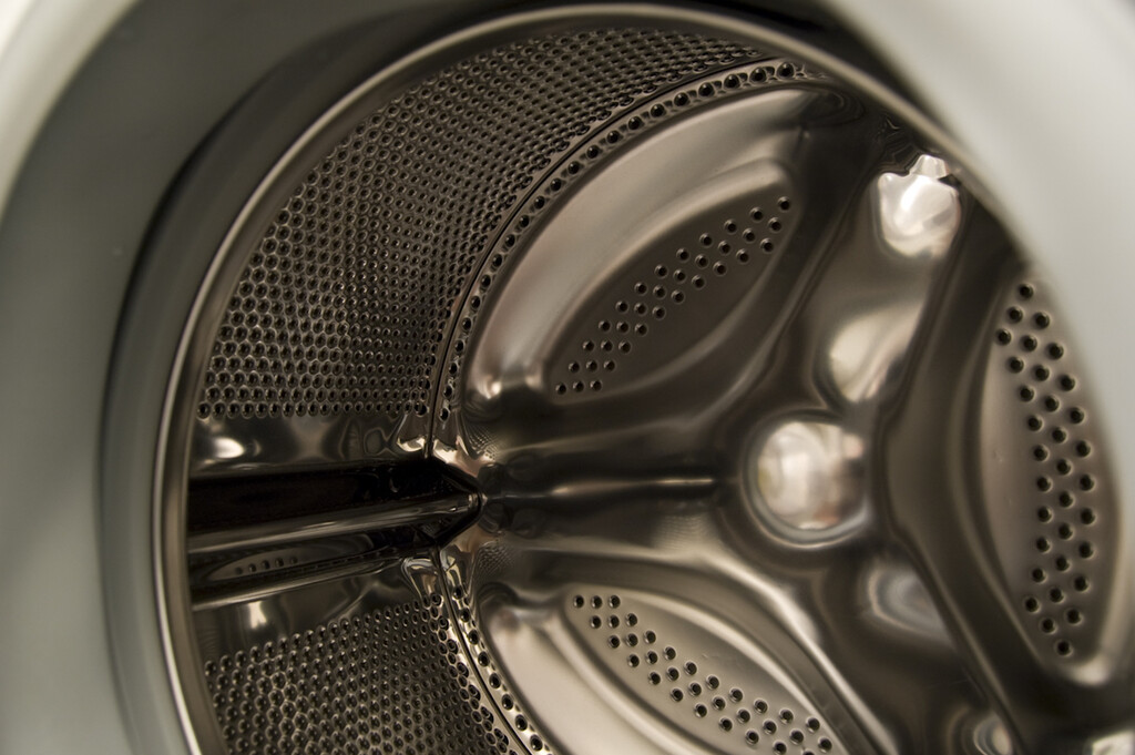 La UE amplía el derecho a reparar: si se estropea la lavadora, podremos exigir que el fabricante nos la arregle  