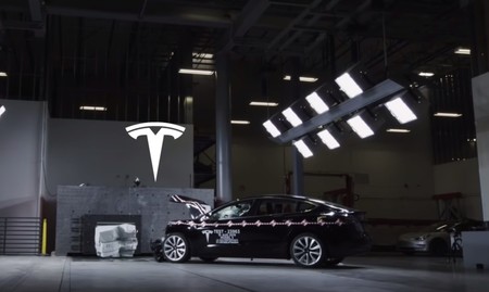 Tesla ofrece un primer vistazo al laboratorio donde estrella sus coches eléctricos antes que los demás