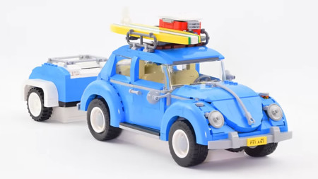 Ponte en pie y aplaude al autor de este pedazo de vídeo sobre un Volkswagen Beetle de Lego